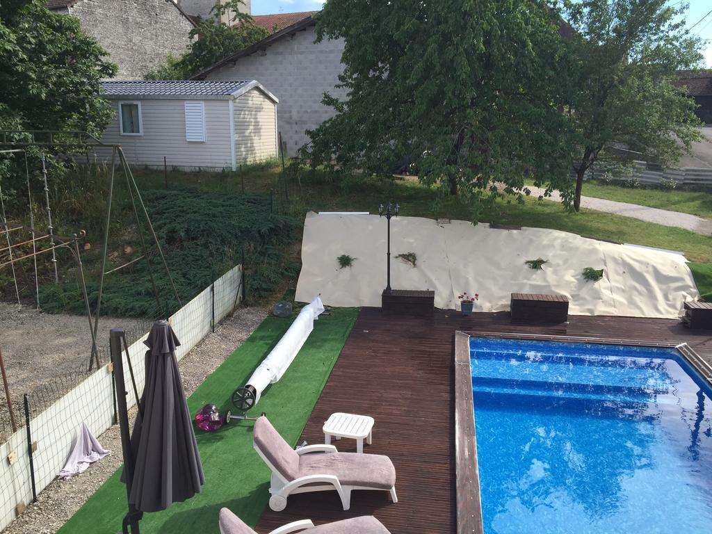 Au Repos De La Blaise ξενώνας Εξωτερικό φωτογραφία